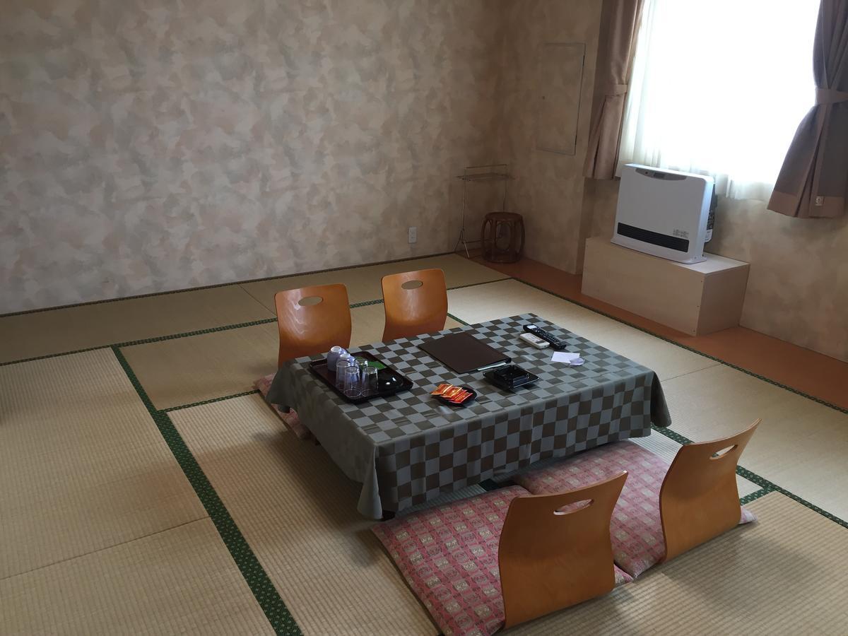 Iwamizawa Kitamura Onsen Hotel מראה חיצוני תמונה