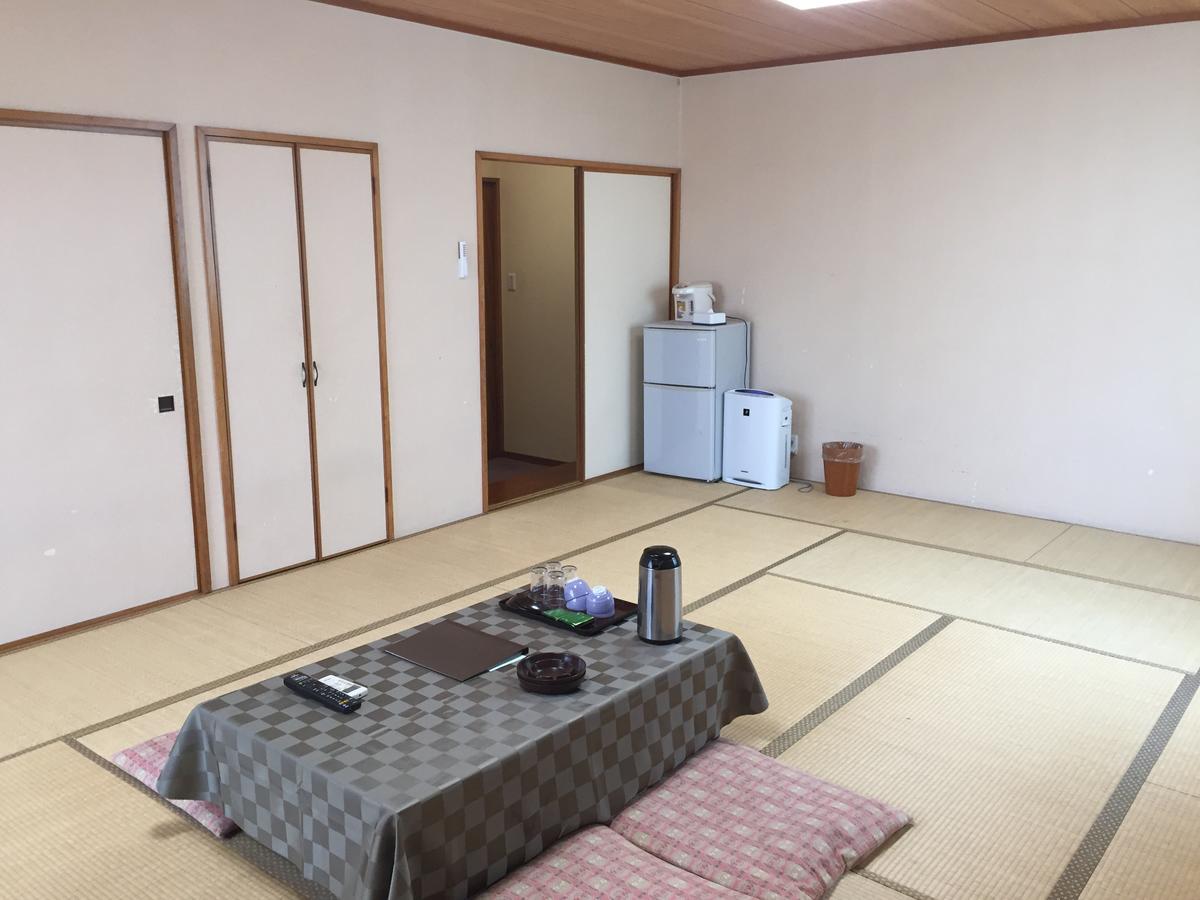 Iwamizawa Kitamura Onsen Hotel מראה חיצוני תמונה