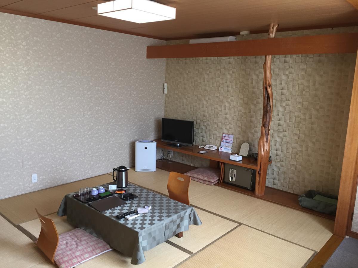 Iwamizawa Kitamura Onsen Hotel מראה חיצוני תמונה