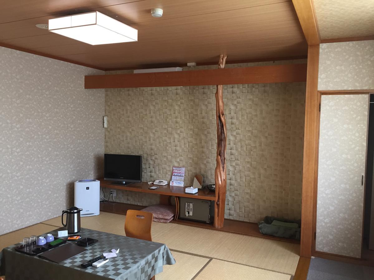 Iwamizawa Kitamura Onsen Hotel מראה חיצוני תמונה