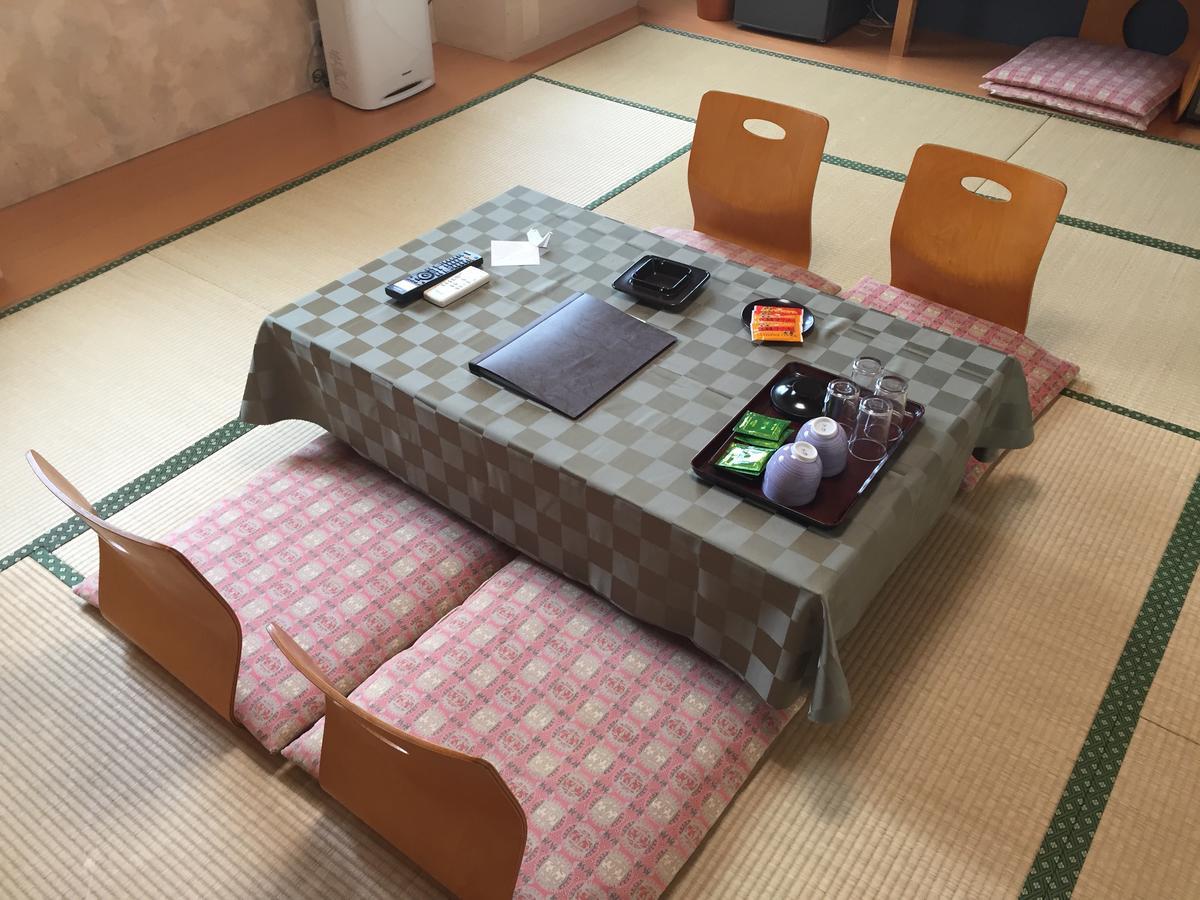Iwamizawa Kitamura Onsen Hotel מראה חיצוני תמונה